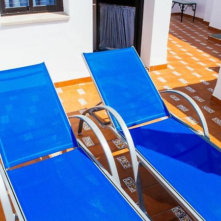 Tipica Casa En Frigiliana Con Patio Y Terraza Apartment Exterior photo